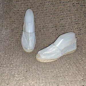 GAIMO-Espadrilles-Spain-Silver Sparkle Slip In Flats-Sz 37-Near Mint